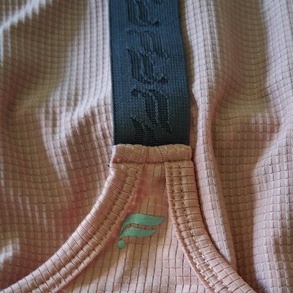 Fabletics 3 Piece Black, Gray, & Melon Pink Workout Set Women's Size M - Picture 10 of 16